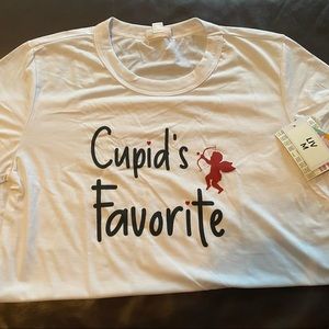 Medium LuLaRoe Liv Tee NWT